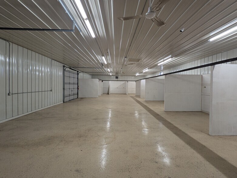 More Photos Of 9815 W US Highway 150, Edwards Industrial For Sale