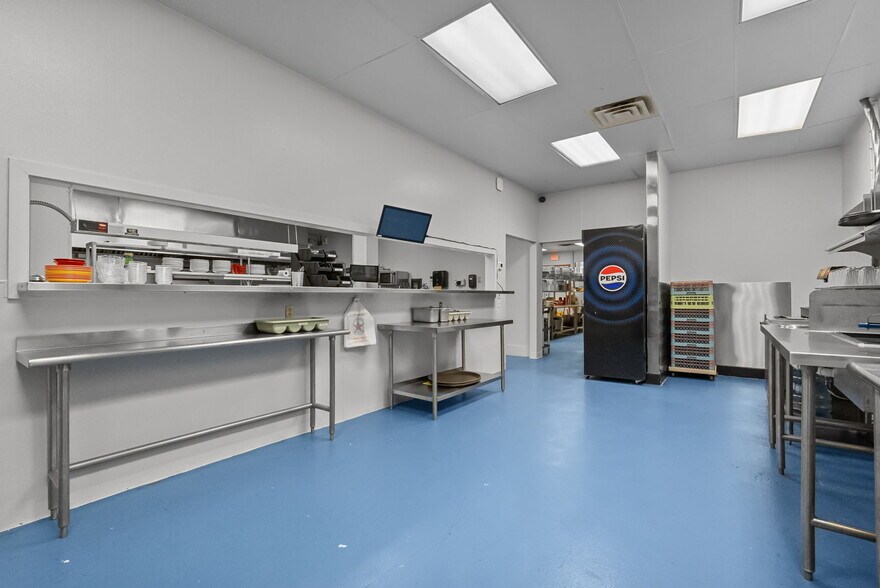 More Photos Of 983 N Highway 123 Byp, Seguin Restaurant For Sale