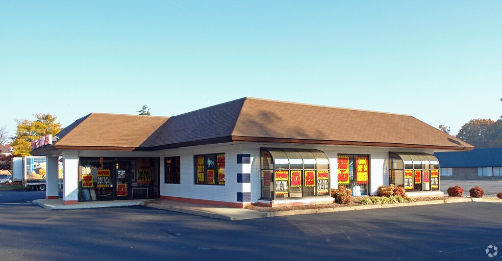 More Photos Of 4340 George Washington Mem Hwy, Yorktown Freestanding For Sale