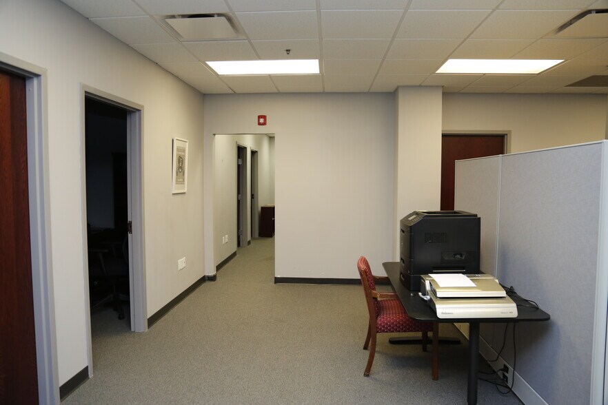 More Photos Of 45 Professional Pl, Bridgeport Office For Lease