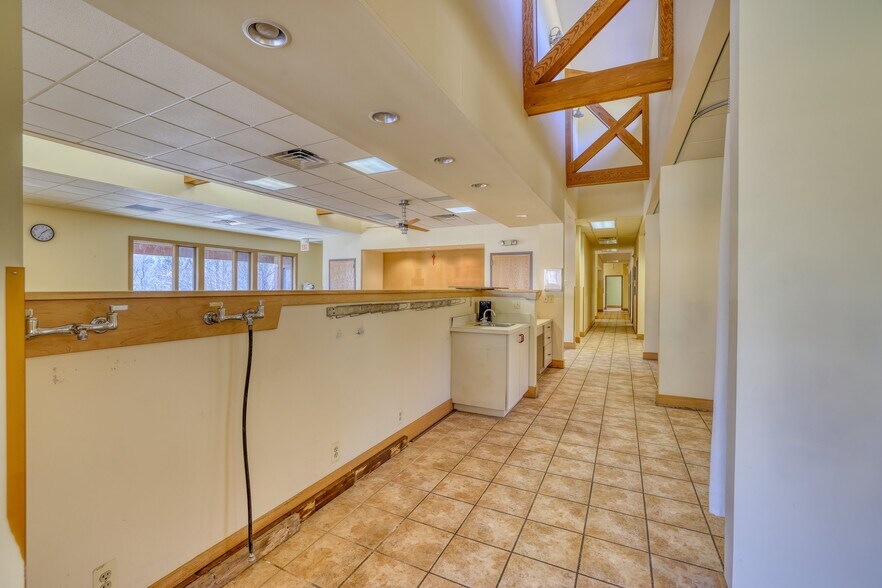 More Photos Of 14 Harris Bushville Rd, Monticello Medical For Sale