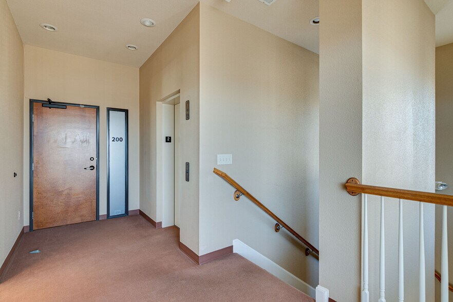 More Photos Of 3541 Teasley Ln, Denton Office For Lease