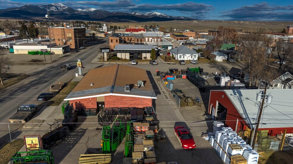 More Photos Of 401 Milwaukee Ave, Deer Lodge Office For Sale