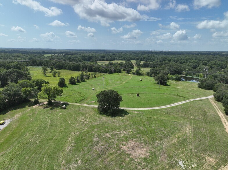 More Photos Of 6600 Refinery Rd, Ardmore Land For Sale