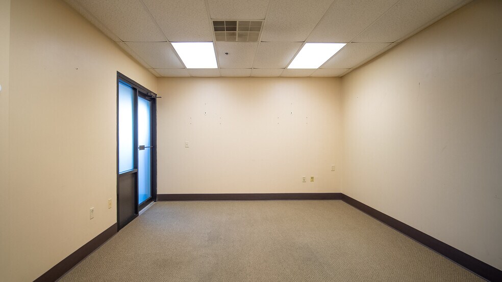 More Photos Of 5231 E Frontage Rd NW, Rochester Office For Sale