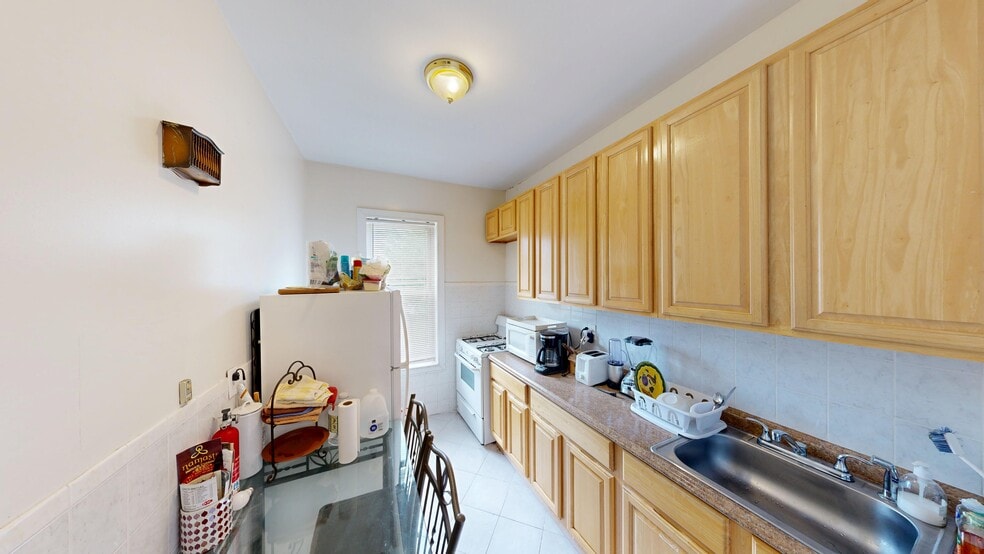 More Photos Of 900 Brooklyn Ave, Brooklyn Multifamily For Sale