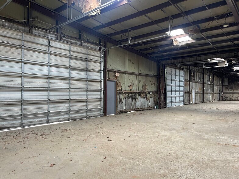 More Photos Of 245 Peach Orchard Rd, Salisbury Industrial For Sale