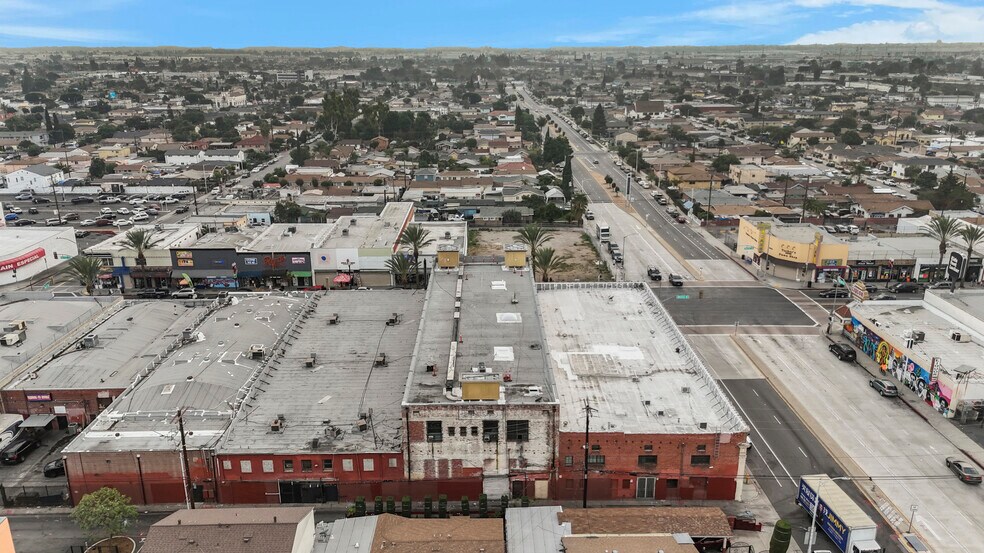 More Photos Of 4709-4711 E Whittier Blvd, Los Angeles Storefront Retail Office For Sale