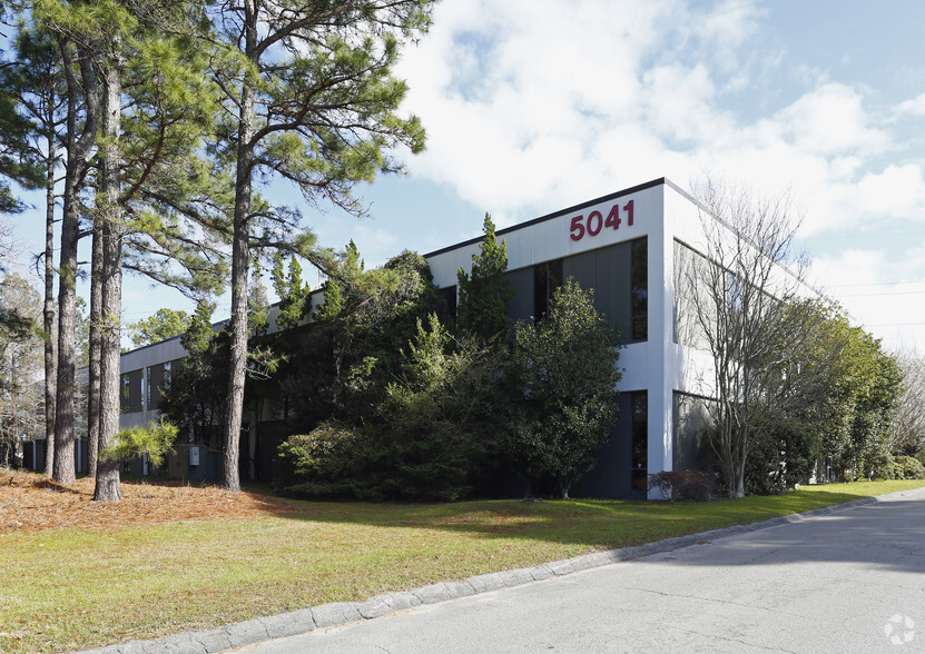 Primary Photo Of 5041 New Centre Dr, Wilmington Office For Lease