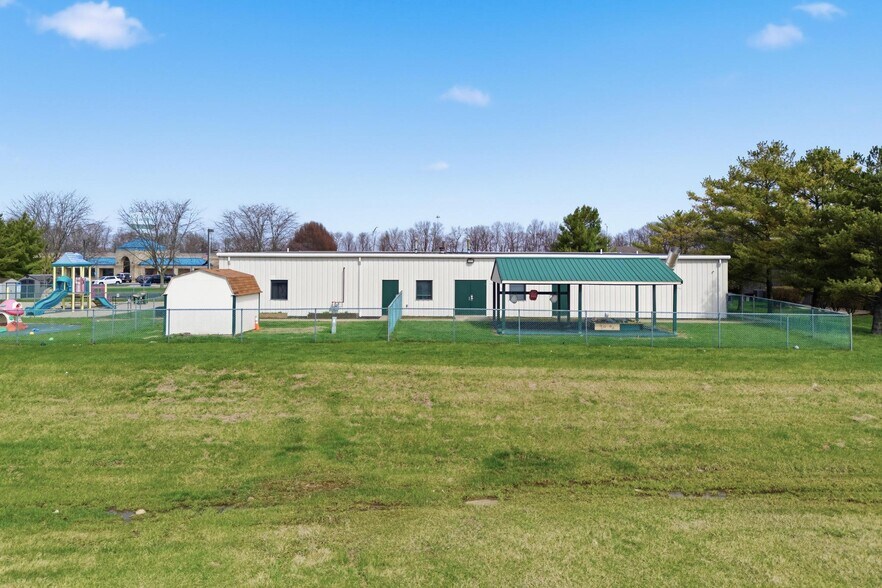 More Photos Of 1600 Alex Dr, Wilmington Daycare Center For Sale