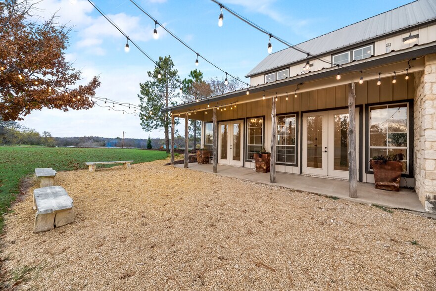 More Photos Of 955 Jack Eastham, Avalon Land For Sale