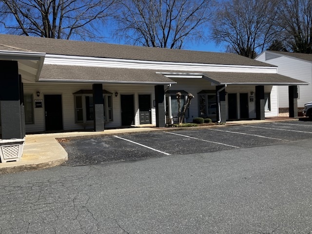 More Photos Of 500 Northgate Park Dr, Winston-Salem Unknown For Sale