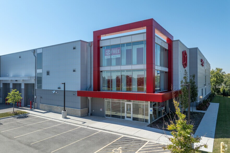 More Photos Of 529 Boughton rd, Bolingbrook General Retail For Lease