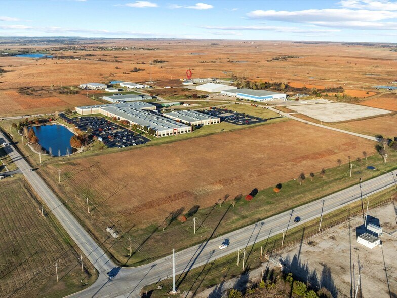More Photos Of 7380 International Ct, Bartlesville Warehouse For Sale