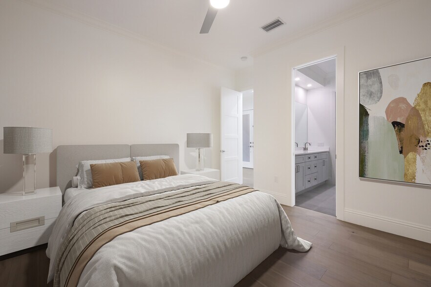 More Photos Of 1718 Bay St, Sarasota Specialty For Sale