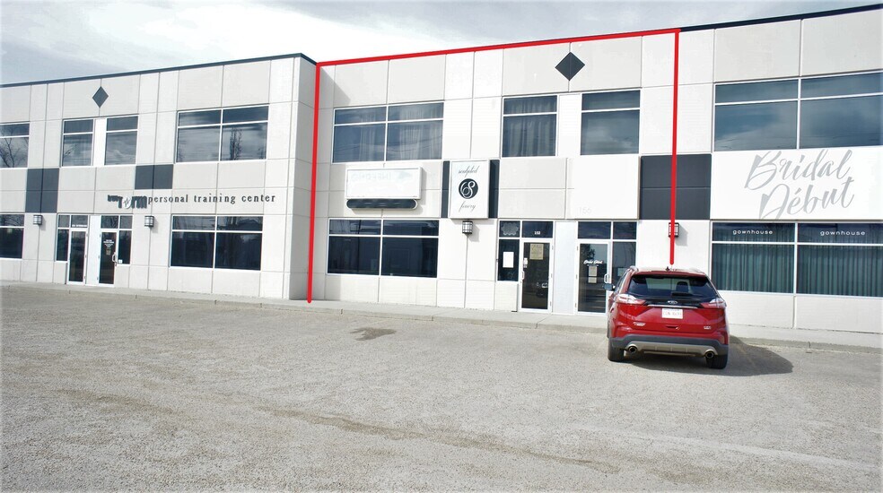 More Photos Of 134 Pembina Rd, Sherwood Park Flex For Sale