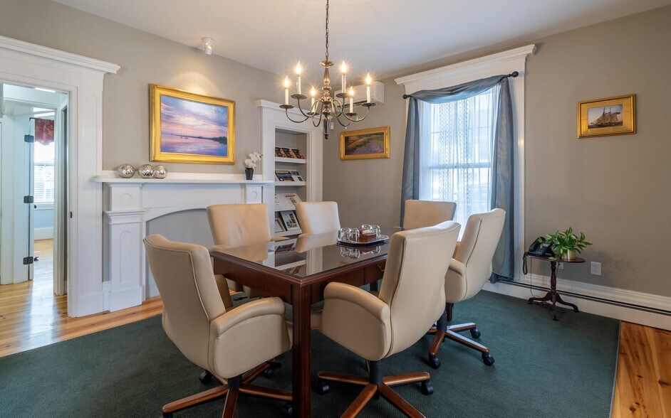 More Photos Of 110 Chapel St, Portsmouth Office For Lease