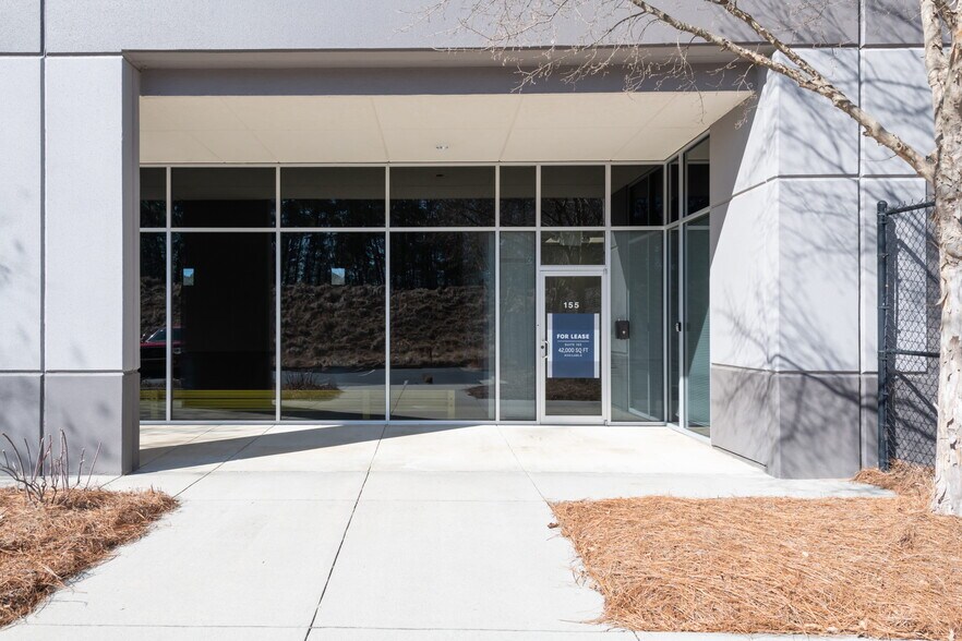 More Photos Of 4125 Welcome All Rd, Atlanta Warehouse For Lease