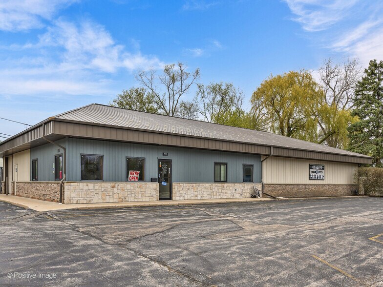 Primary Photo Of 1550 Green Bay Rd, North Chicago Freestanding For Sale