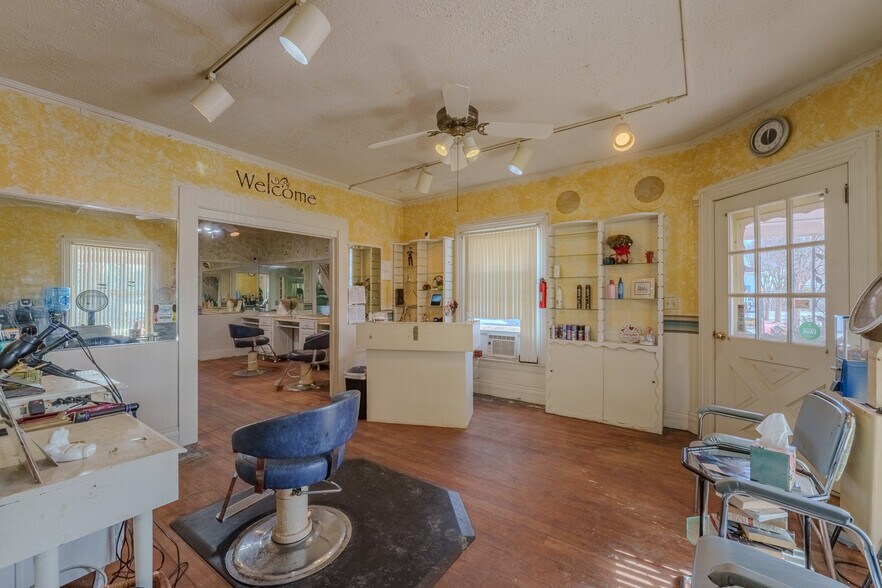 More Photos Of 101 W National Rd, Englewood Freestanding For Sale