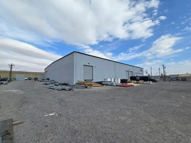 More Photos Of 1041 Eastside Rd, El Paso Warehouse For Sale