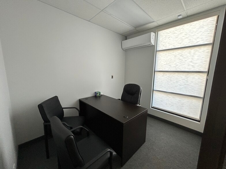 More Photos Of 4700 Dexter Dr, Plano Medical For Lease