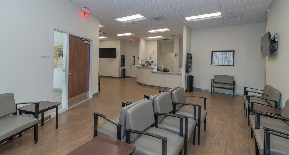 More Photos Of 4500 Morning Dr, Bakersfield Medical For Lease