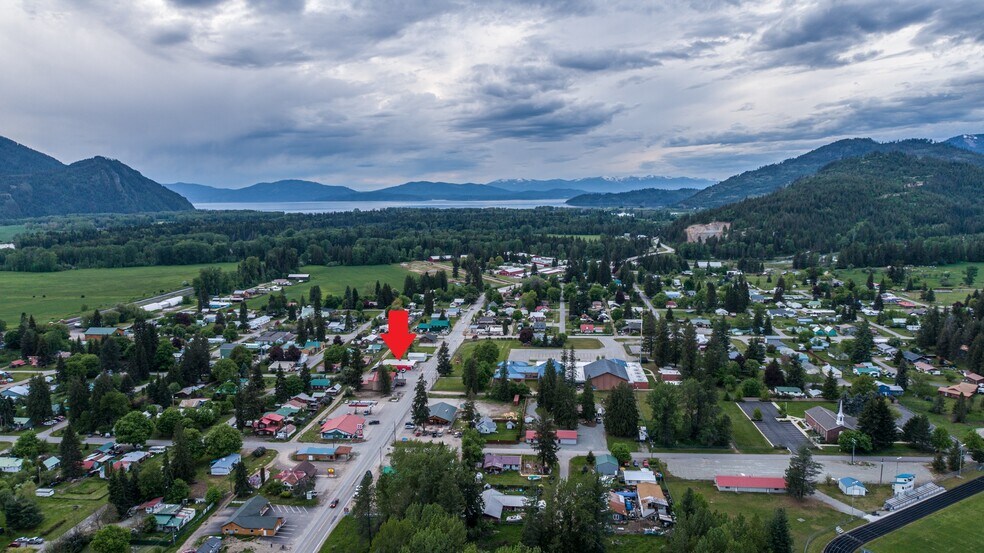 More Photos Of 118 4th ave, Clark Fork Supermarket For Sale