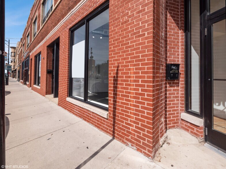 More Photos Of 2901-2911 N Clark St, Chicago Storefront Retail Residential For Lease