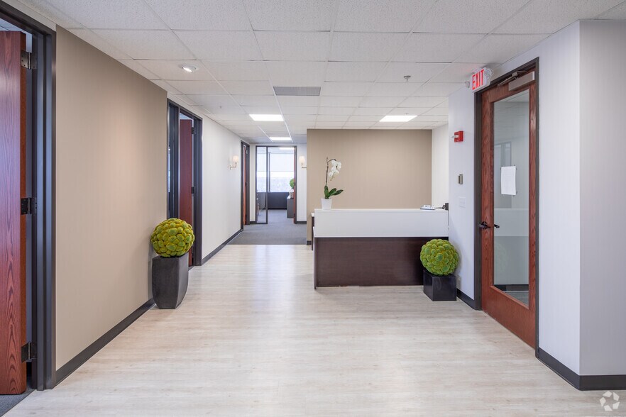 More Photos Of 1034 S Brentwood Blvd, Clayton Office For Lease