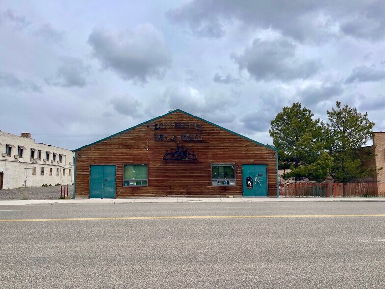 More Photos Of 479 6th Street St, Wells Industrial For Sale
