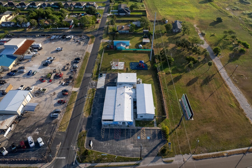 More Photos Of 10102 S Padre Island Dr, Corpus Christi Medical For Lease