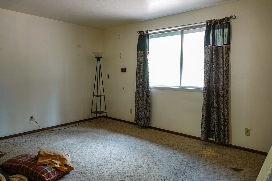 More Photos Of 6409 Kangaroo Creek Rd, Gazelle Land For Sale