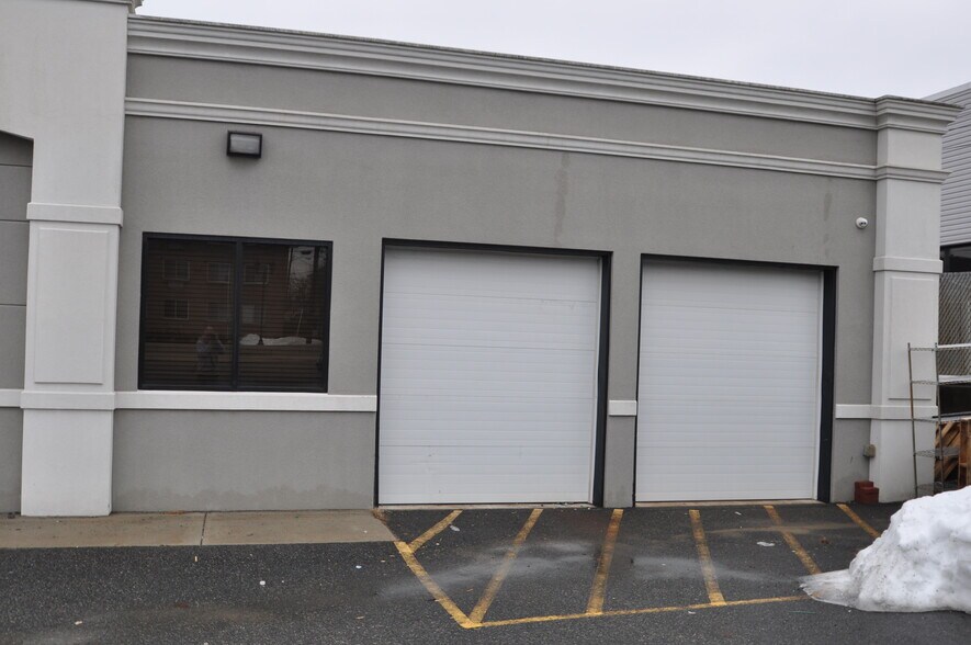 More Photos Of 2092 Route 35 N, South Amboy Storefront Retail Office For Lease