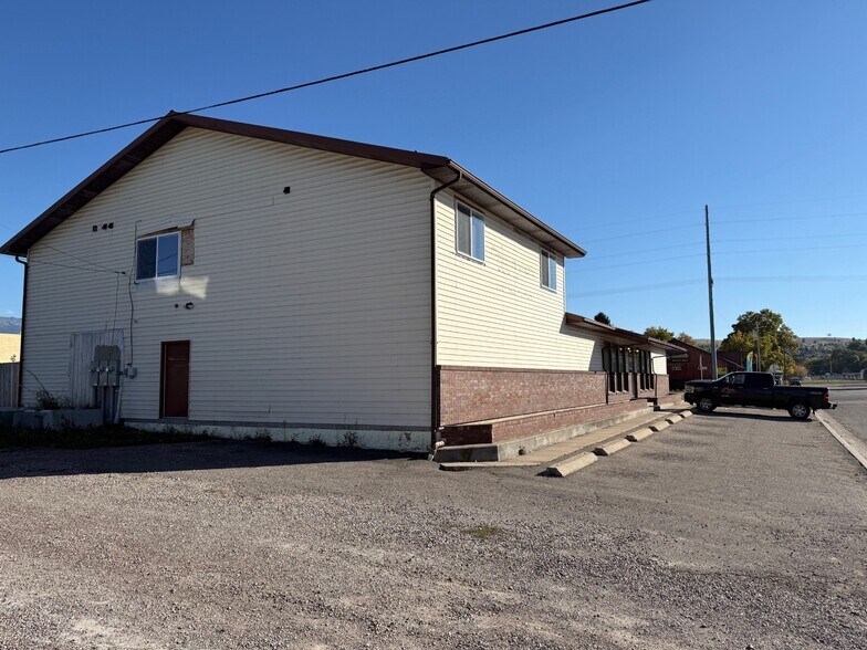 More Photos Of 10 7th Ave W, Polson Apartments For Lease