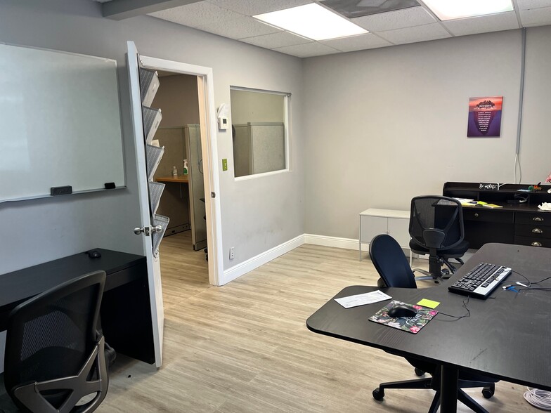 More Photos Of 449 NW 35th St, Boca Raton Loft Creative Space For Lease