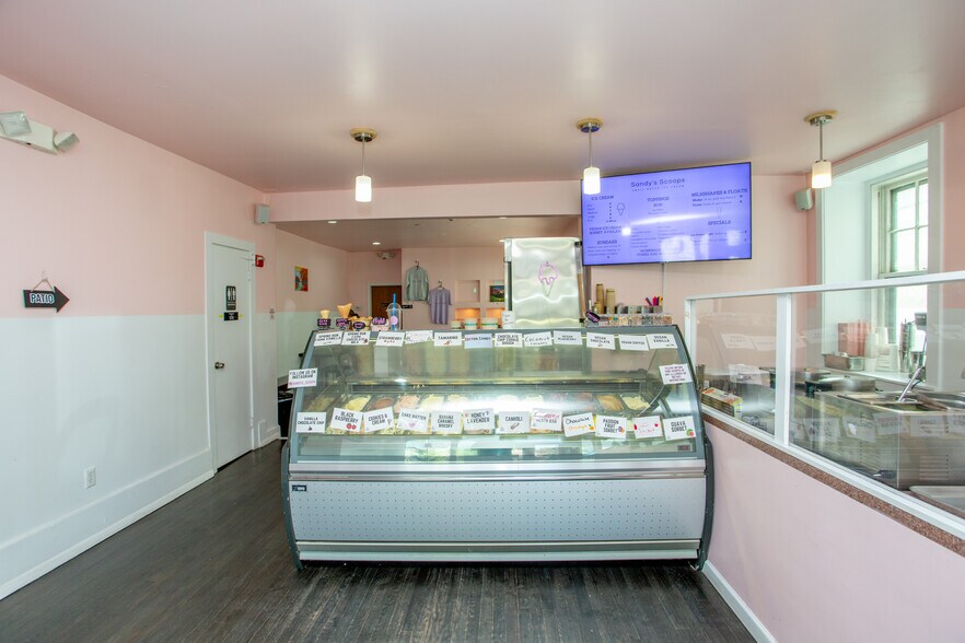More Photos Of 45 Bridge St, Lambertville Storefront Retail Office For Sale