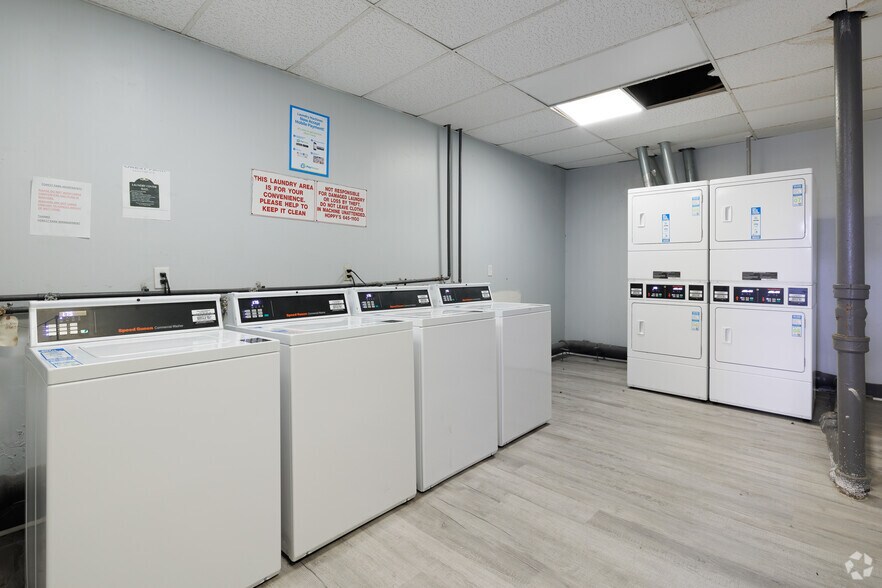 More Photos Of 5457 Delmar Blvd, Saint Louis Apartments For Lease