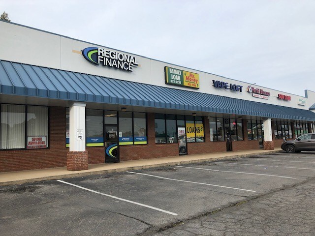 More Photos Of 1225 Snow St, Oxford Freestanding For Lease