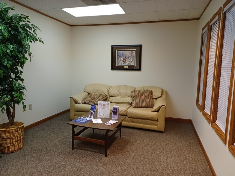 More Photos Of 17 Forest Ave, Fond Du Lac Apartments For Lease