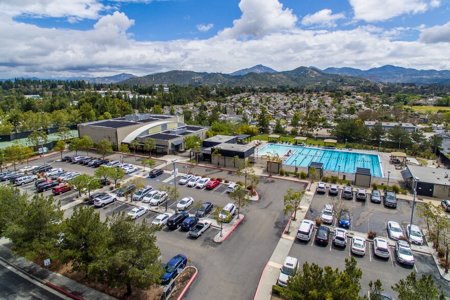 More Photos Of 12171 World Trade Dr, San Diego Health Club For Sale