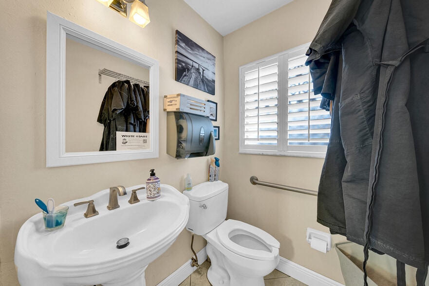 More Photos Of 2130 W Bay Dr, Largo Office For Sale