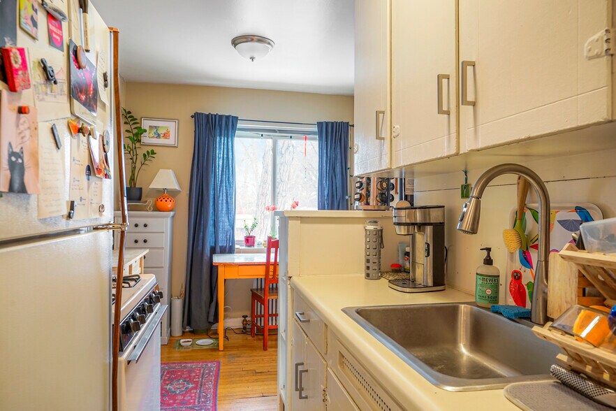 More Photos Of 600 S Logan St, Denver Apartments For Sale