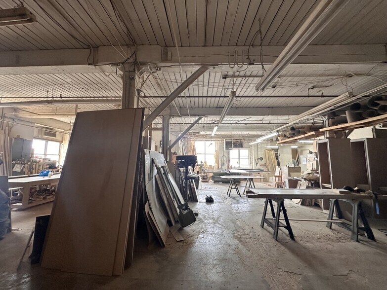 More Photos Of 201 46th St, Brooklyn Warehouse For Sale