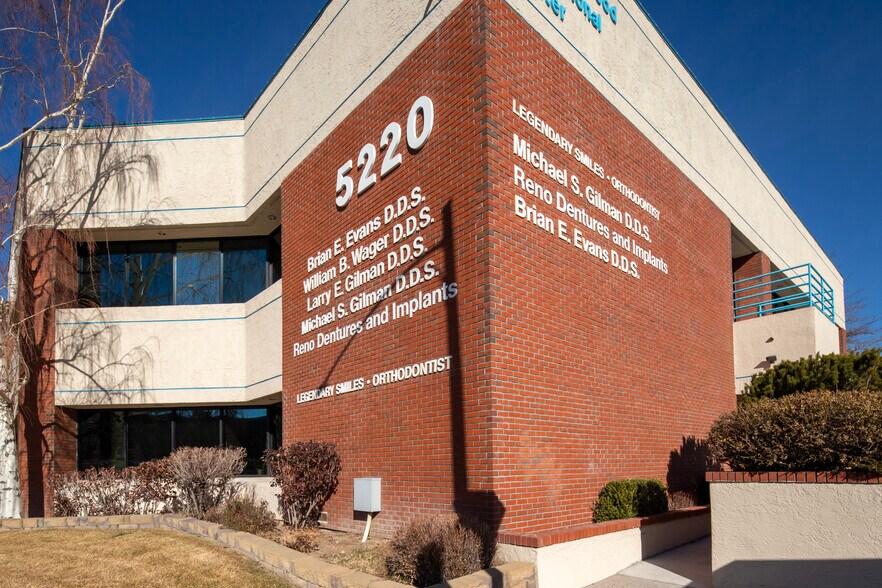 More Photos Of 5220 Neil Rd, Reno Medical For Lease