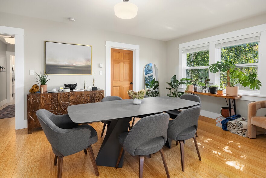 More Photos Of 1410 Queen Anne Ave N, Seattle Apartments For Sale