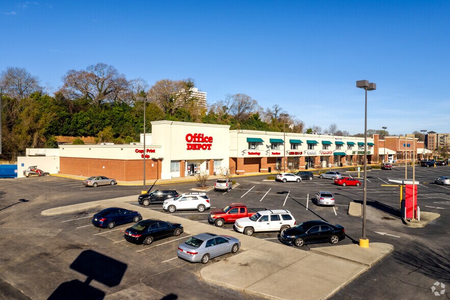 More Photos Of 1001 Harden St, Columbia Unknown For Lease