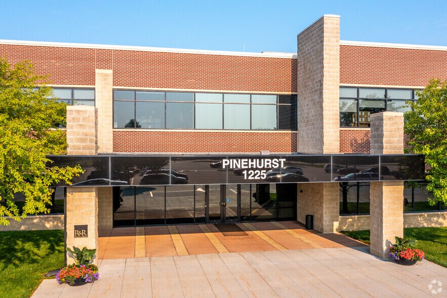 More Photos Of 1225 Jordan Creek Pky, West Des Moines Office For Lease