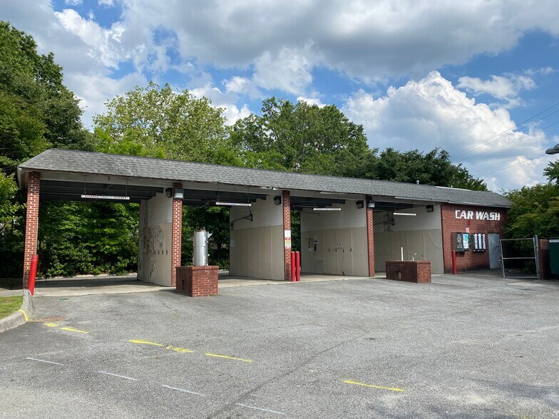 Primary Photo Of 2037 N Battlefield Blvd, Chesapeake Service Station For Lease