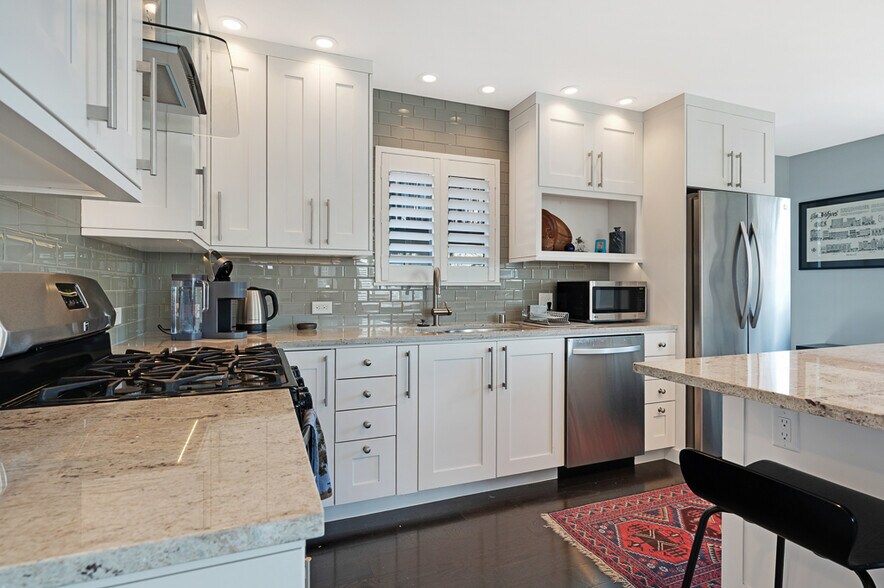 More Photos Of 1311 Prentice Dr, Healdsburg Multifamily For Sale